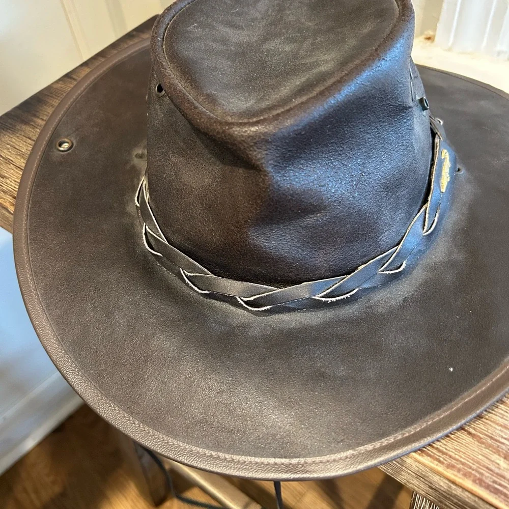 Australian Leather Bush hat bound by hand, silver crocodile croc 🐊